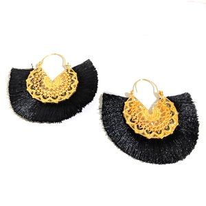 🍒5/$30-BLACK Fan-Shaped Tassel Earrings